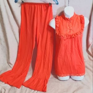 Vintage 1960s Groovy Gorgeous Coral Poly Lace Accent 2-Piece PJ Lounge Set Sz S
